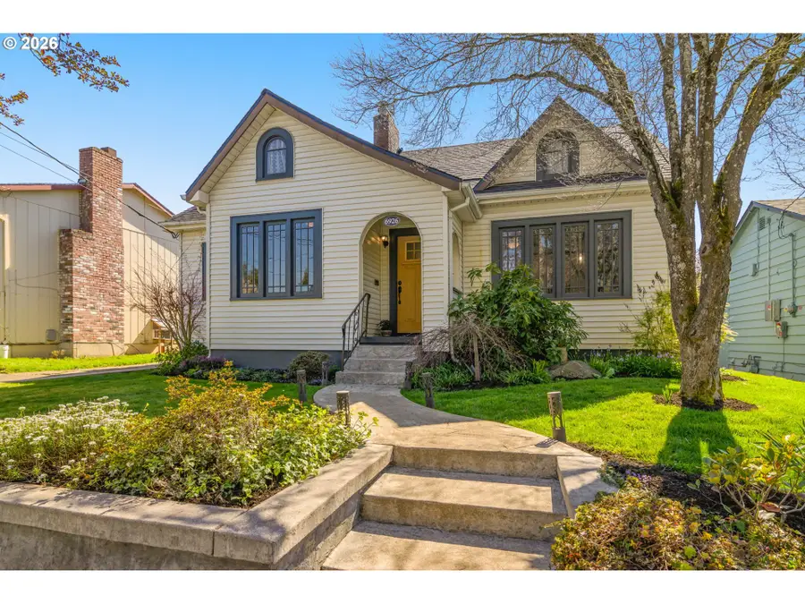 6926 N Sedro St, Portland, OR 97203 - #2