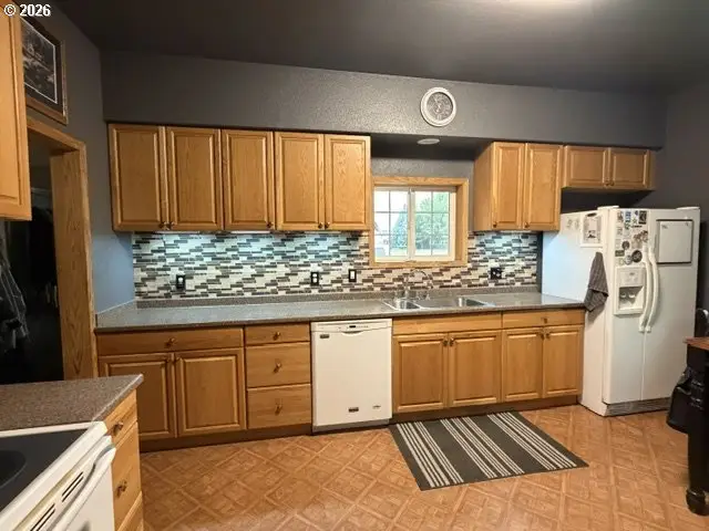 1390 Alder St, Elgin, OR 97827 - #2
