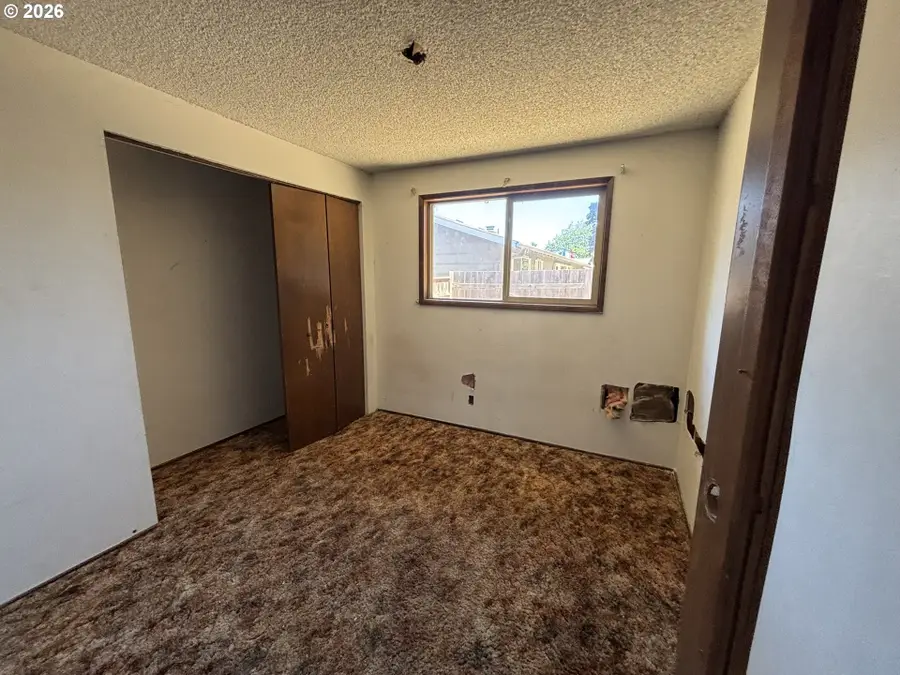 1164 Elizabeth St, Eugene, OR 97402 - #2