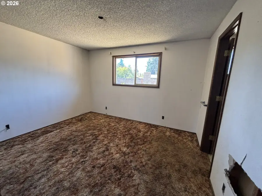 1164 Elizabeth St, Eugene, OR 97402 - #3