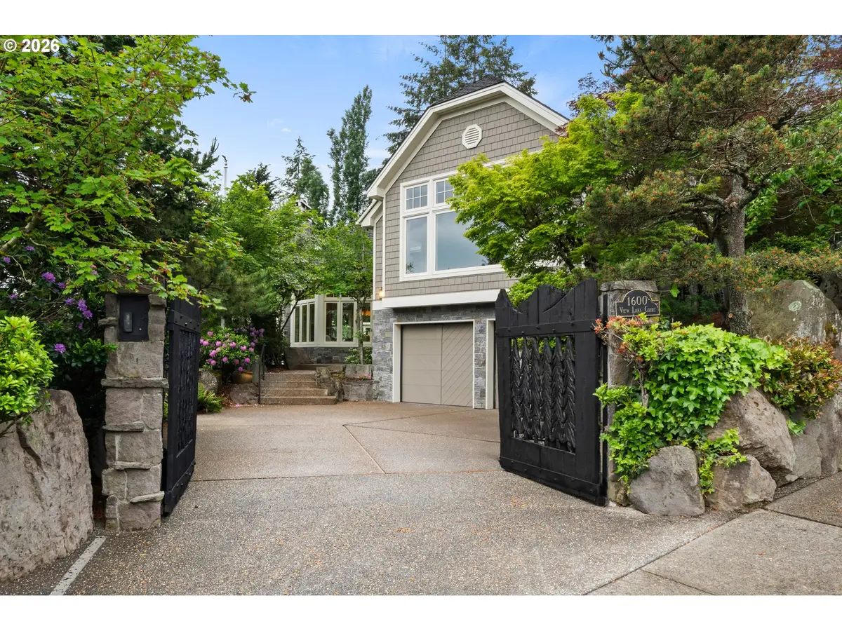 1600 View Lake Ct, Lake Oswego, OR 97034 - #1