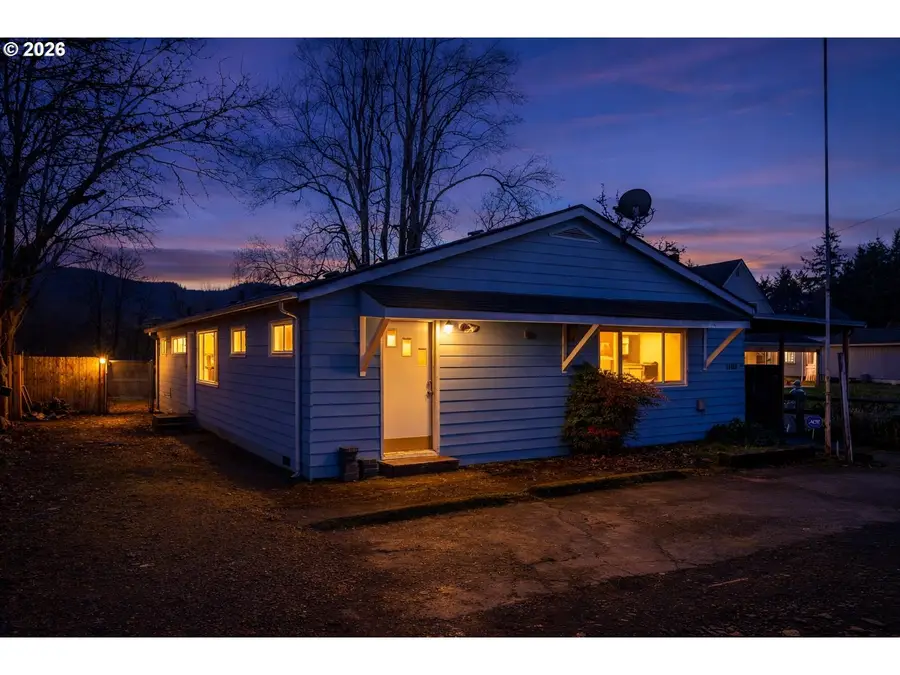 92133 Marcola Rd, Marcola, OR 97454 - Image #2