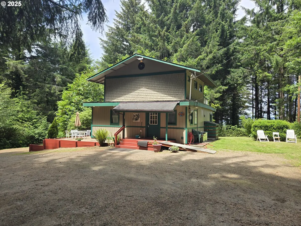 85659 Cherry, Florence, OR 97439 - #1
