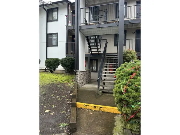 14095 SW Walker Rd #95, Beaverton, OR 97005