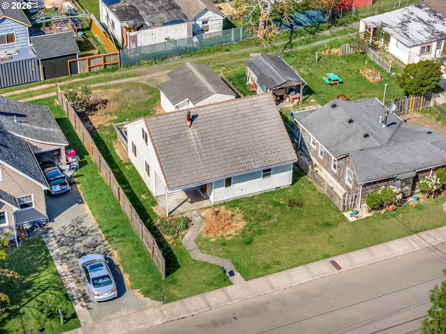 830 2nd Ave, Seaside, OR 97138 - #3