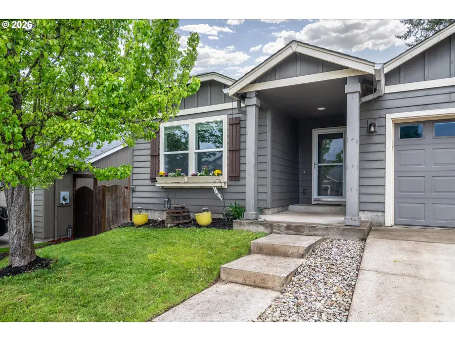 553 S 48th Pl, Springfield, OR 97478 - #2