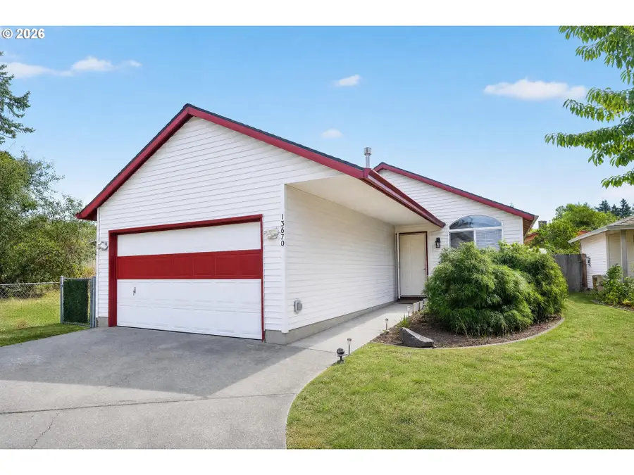 13670 SE Bush St, Portland, OR 97236 - #2