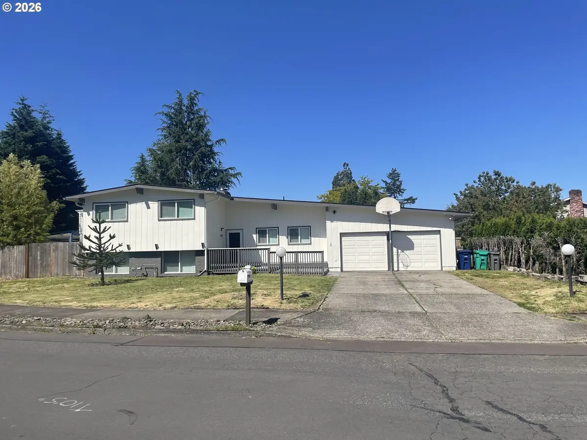 1021 NE 195th Ave, Portland, OR 97230 - #1