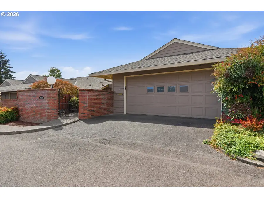 16555 SW Matador Ln, King City, OR 97224 - #2