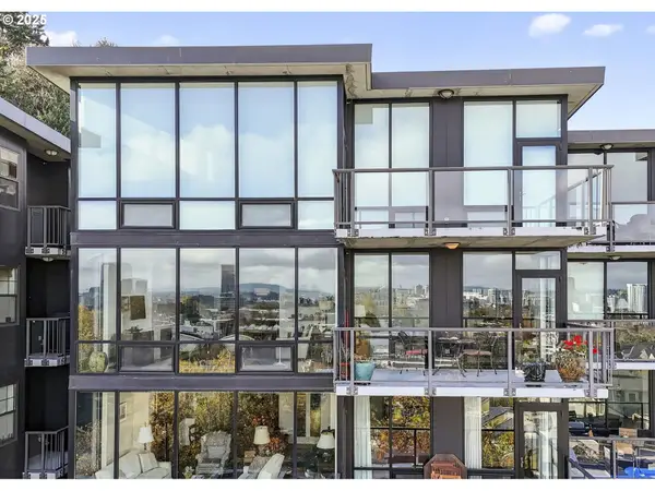 2448 NW Westover Rd #E402, Portland, OR 97210