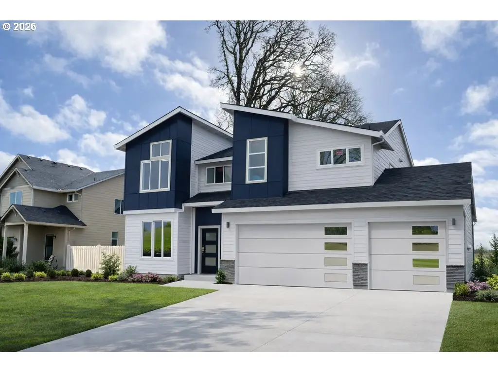 651 S 5th St, Carlton, OR 97111 - #1