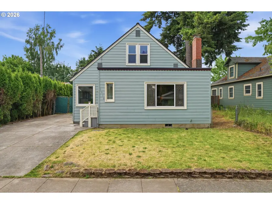 1910 Harney St, Vancouver, WA 98660 - #2