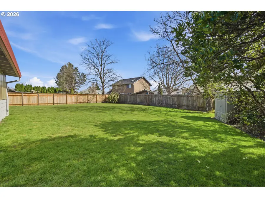 1986 SW Tamarack St, McMinnville, OR 97128 - #3