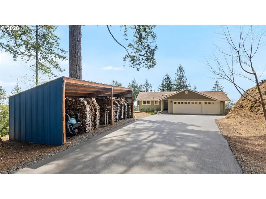 18484 Carpenterville Rd, Brookings, OR 97415 - #3