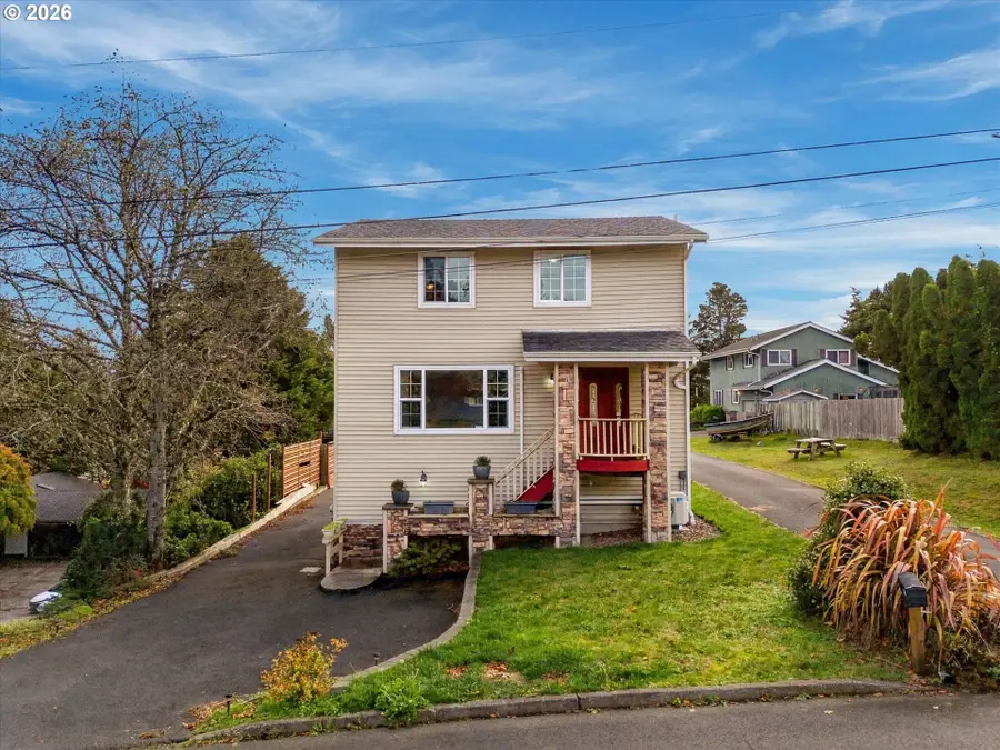 323 NE San Bayo Cir, Newport, OR 97365 - #2
