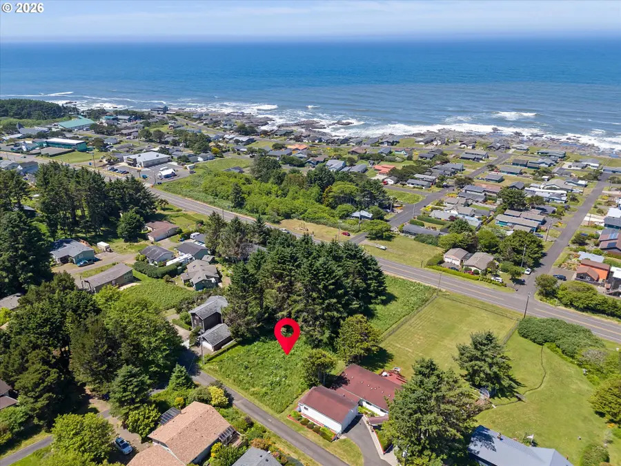 1200 King St, Yachats, OR 97498 - #2