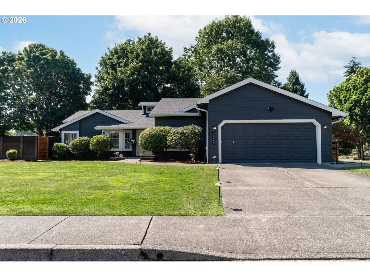 5624 NE Farmcrest St, Hillsboro, OR 97124 - #1