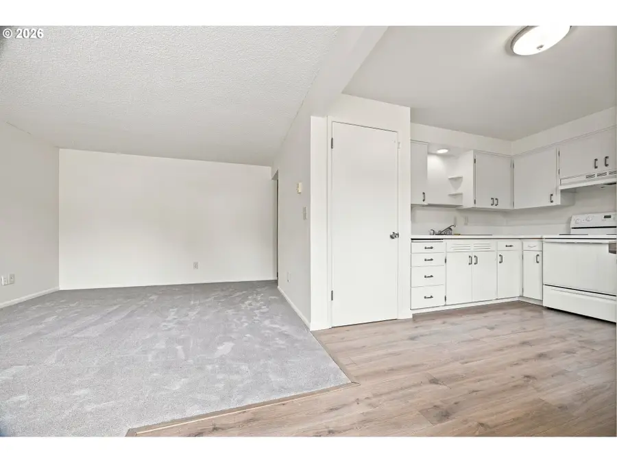 2913 T St, Vancouver, WA 98663 - #2