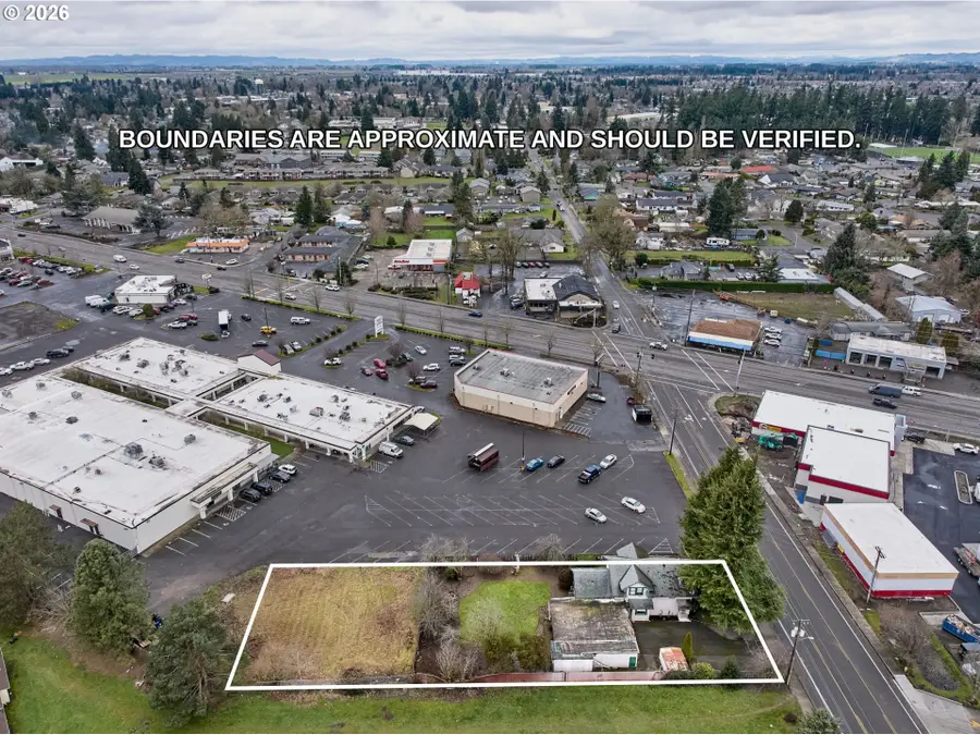 1740 Hardcastle Ave, Woodburn, OR 97071 - #2