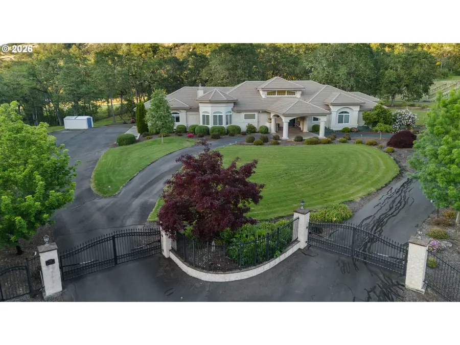 175 Echo Canyon Ln, Roseburg, OR 97471 - #2
