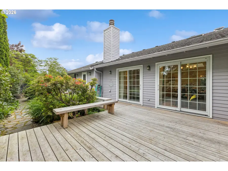 7050 SW Chapel Ln, Portland, OR 97223 - #3