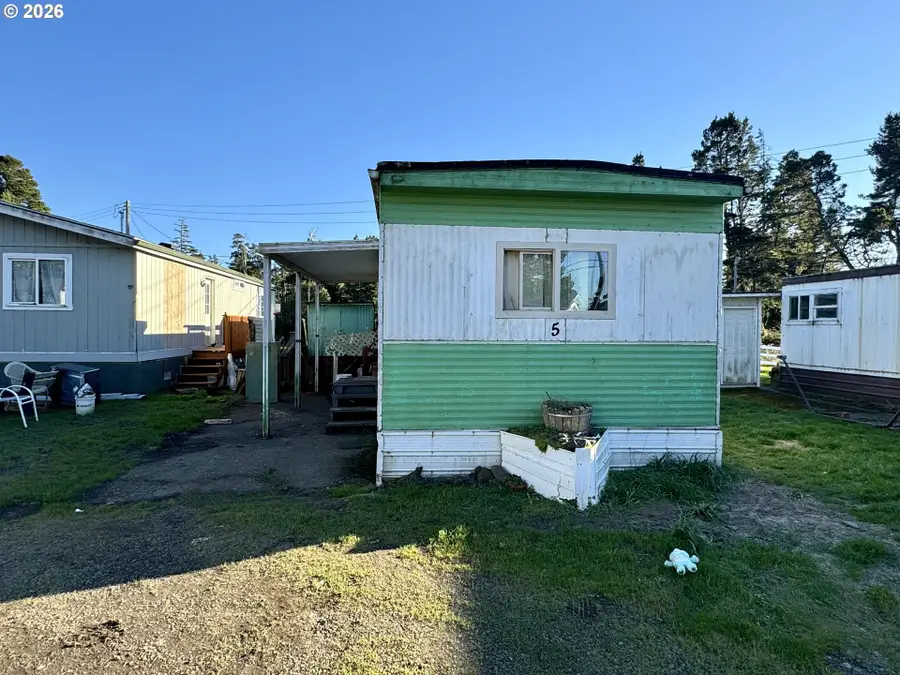 87675 Highway 101 #5, Florence, OR 97439 - Image #2