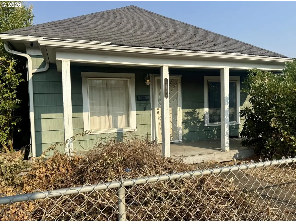 1466 SE Pine St, Roseburg, OR 97470 - #1