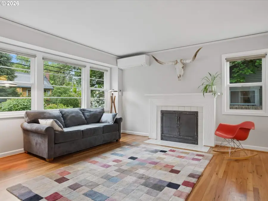 3424 SE Tibbetts St, Portland, OR 97202 - #3