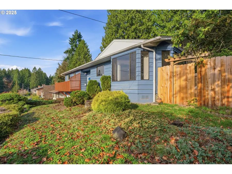 2305 Burcham St, Kelso, WA 98626 - Image #3