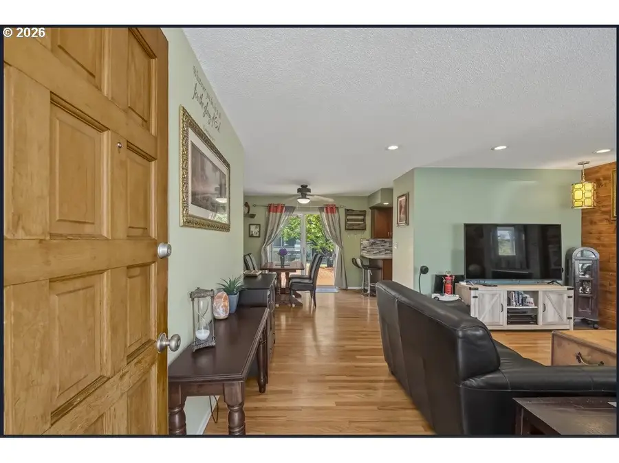 1137 SE 224th Ave, Gresham, OR 97030 - #3