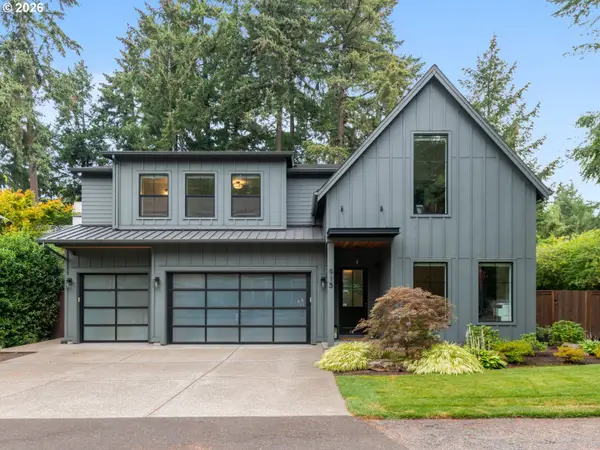 915 Oak Ter, LakeOswego, OR 97034