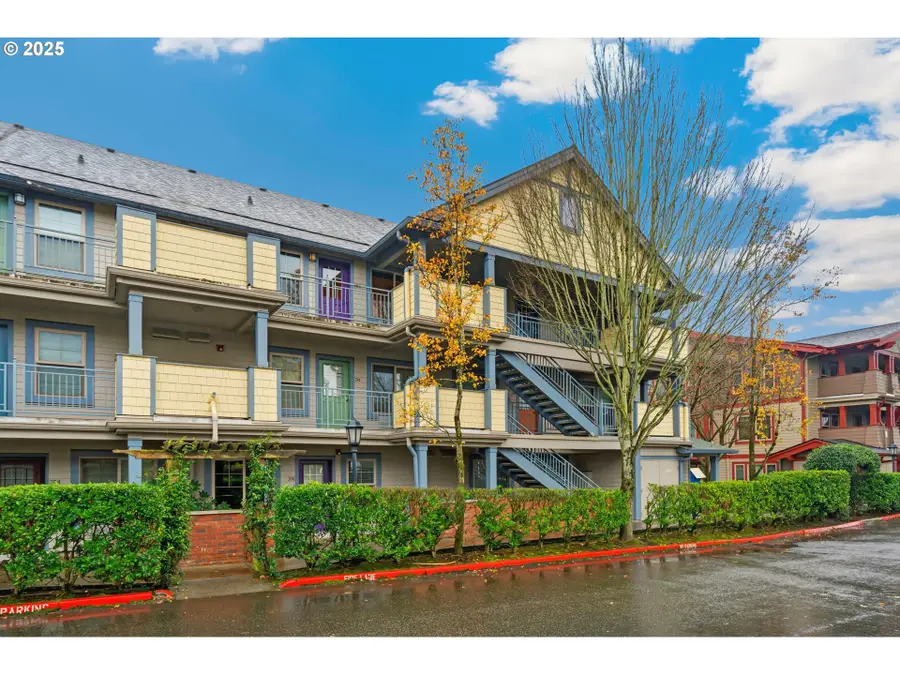 9837 NE Irving St #322, Portland, OR 97220 - Image #2