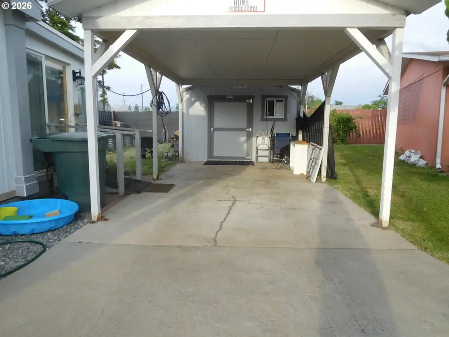 910 Cowl St #15, Milton Freewater, OR 97862 - #2