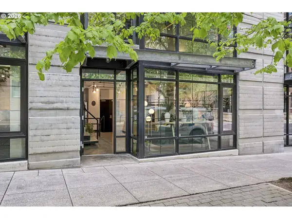 1030 NW 12th Ave #TH2, Portland, OR 97209