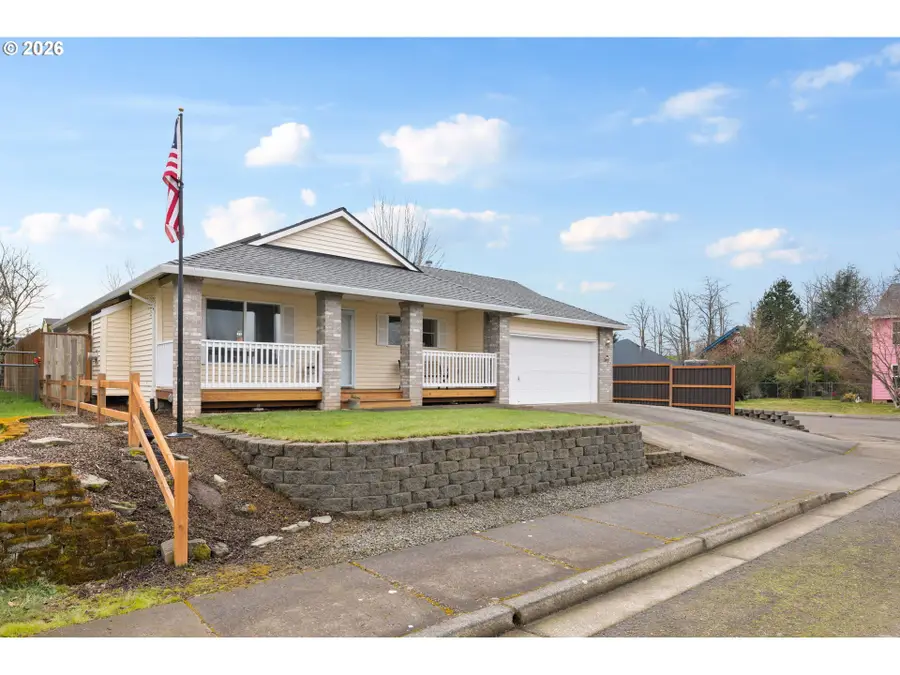 280 Probe St, Molalla, OR 97038 - Image #2