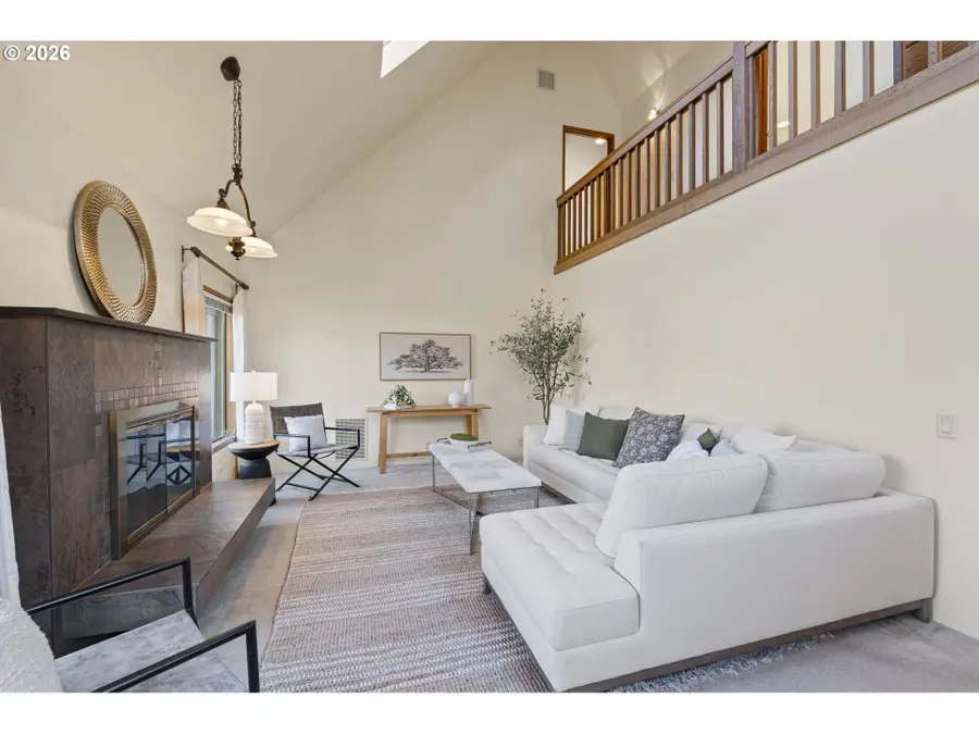 847 Fairway View Dr, Eugene, OR 97401 - Image #3