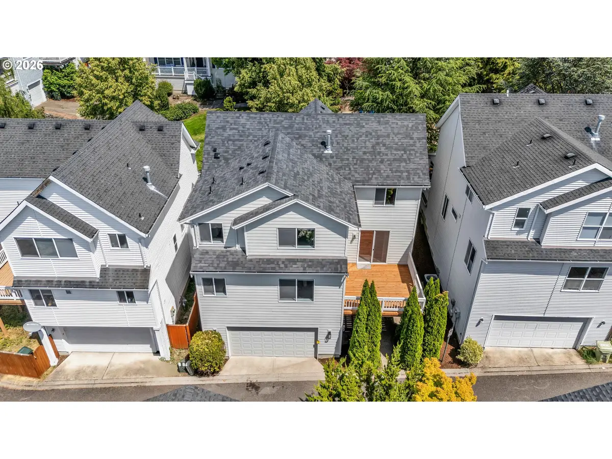 241 SW 105th Ter, Portland, OR 97225 - #1