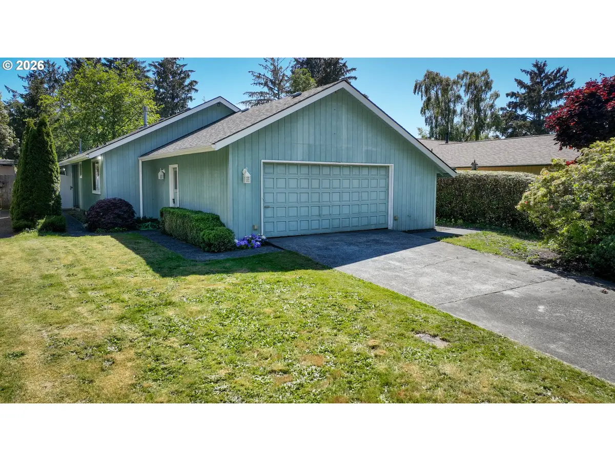 33666 Cullaby Lake Ln, Warrenton, OR 97146 - #1