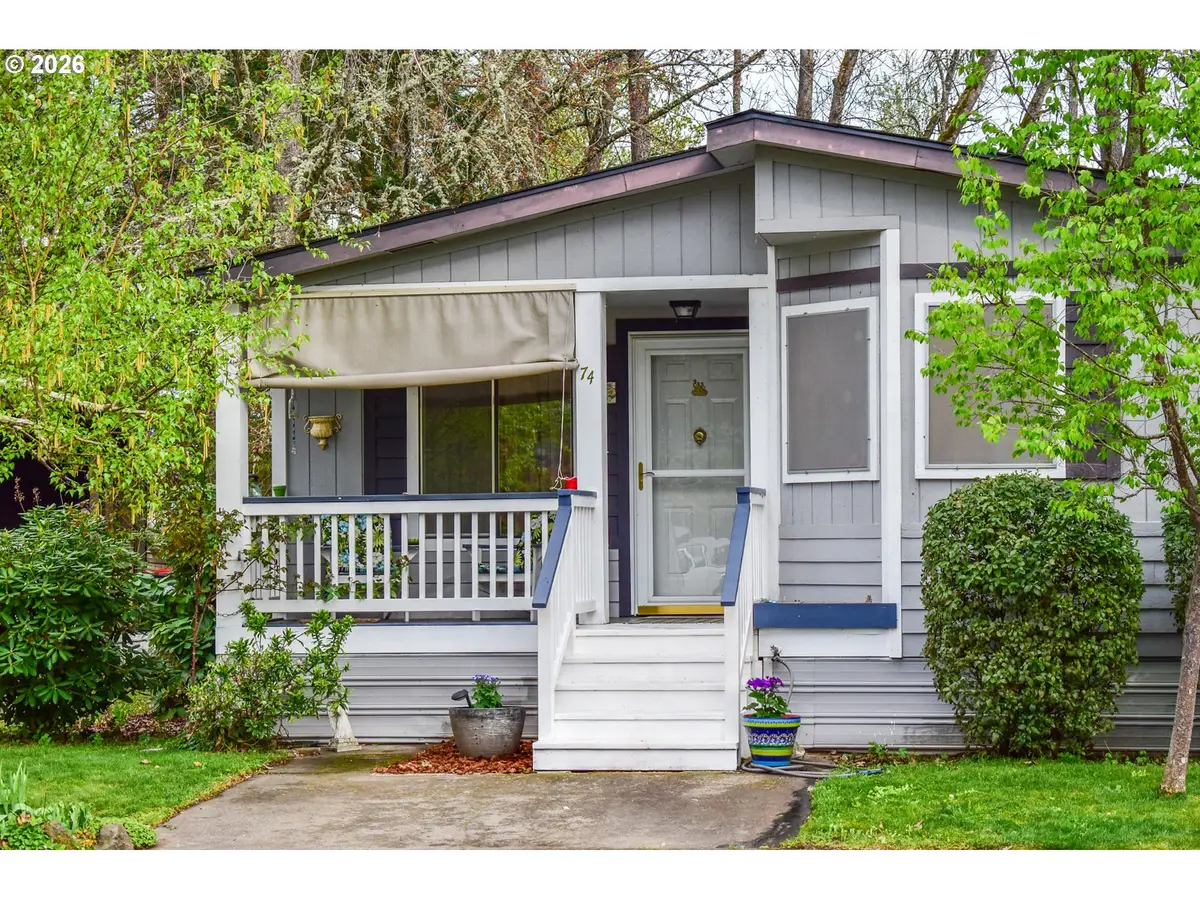 1055 N 5th St #74, Jacksonville, OR 97530 - #1