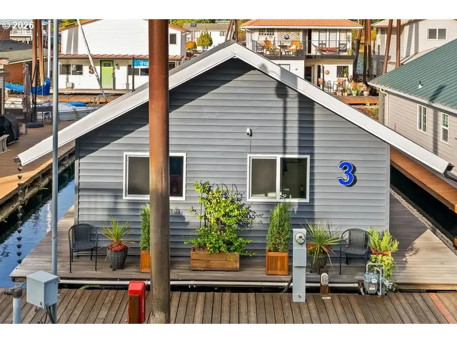205 N Bridgeton Rd #3, Portland, OR 97217 - #2