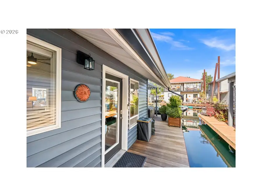 205 N Bridgeton Rd #3, Portland, OR 97217 - #3