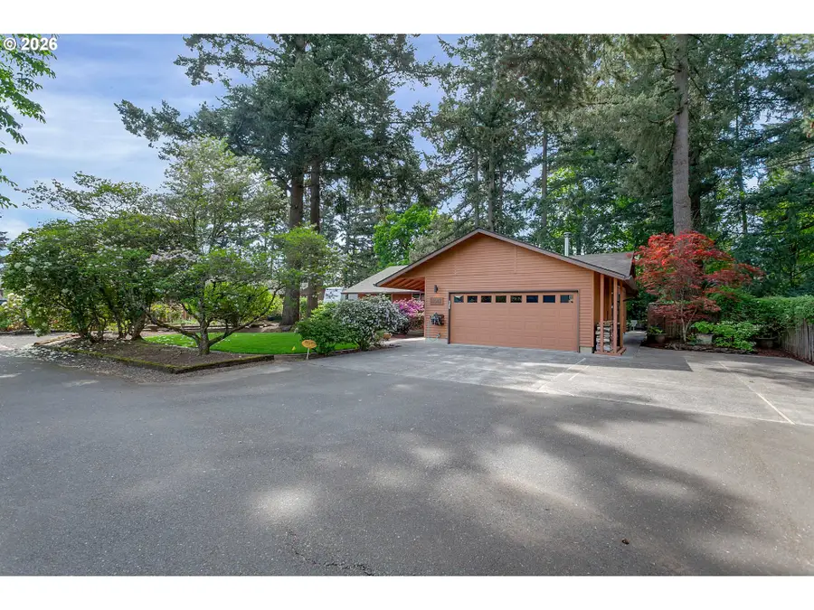 3047 SE 140th Ave, Portland, OR 97236 - #2