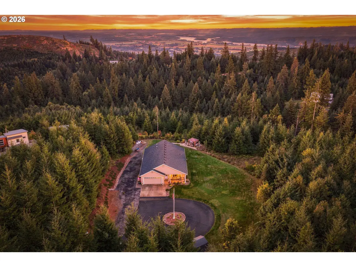 780 Five Peaks Dr, Kalama, WA 98625 - #1