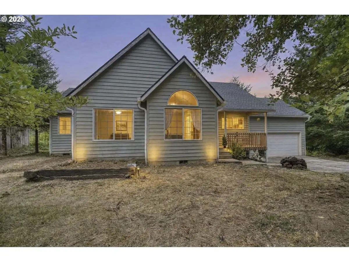 28502 Chapman Rd, Scappoose, OR 97056 - #1