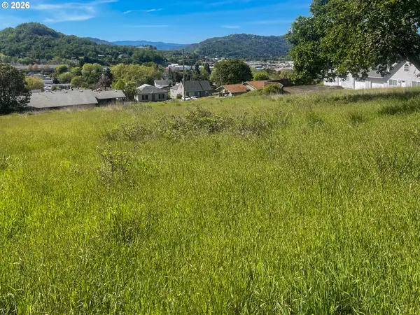 0 NE Barager Ave, Roseburg, OR 97470
