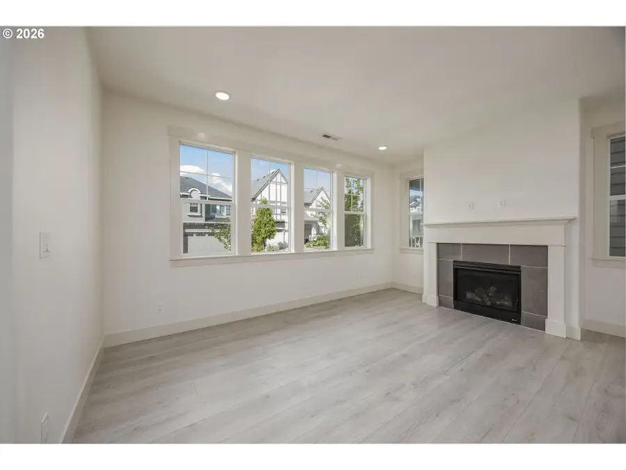 15158 NW Evelyn St, Portland, OR 97229 - #3