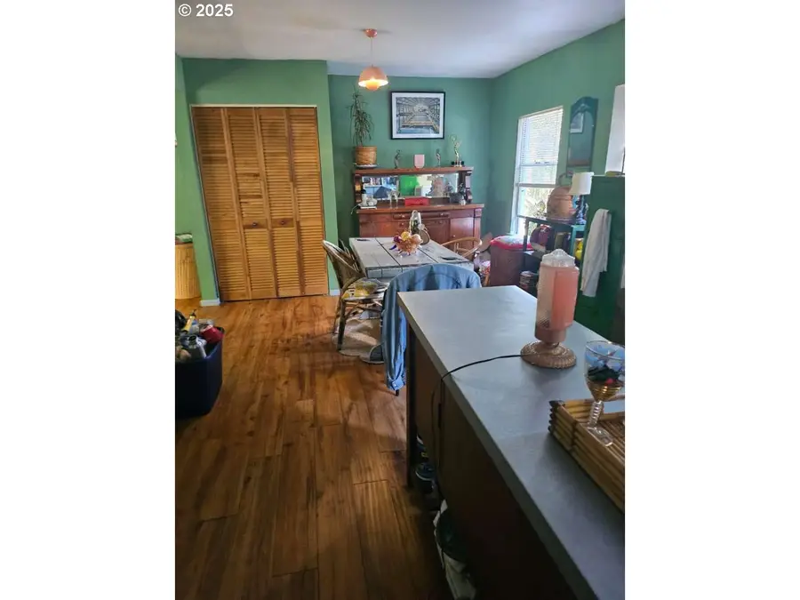 63400 Flanagan Rd, Bunker Hill, OR 97420 - Image #3