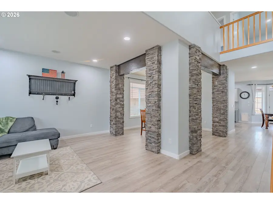 1710 SE 4th Ave, Battle Ground, WA 98604 - #3