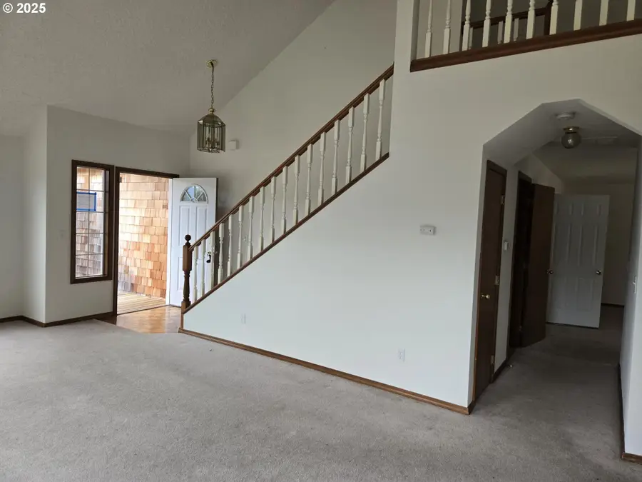 127 N Jade Way, Otis, OR 97368 - Image #2