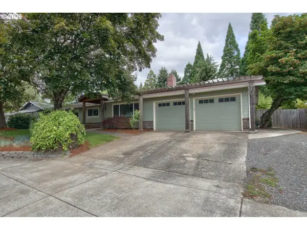 2451 SE Alder St, Hillsboro, OR 97123